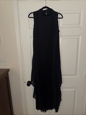SHEIN Black Sleeveless Pleated High-Low Dress